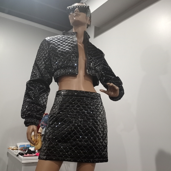 2piece set - Picture 2 of 4